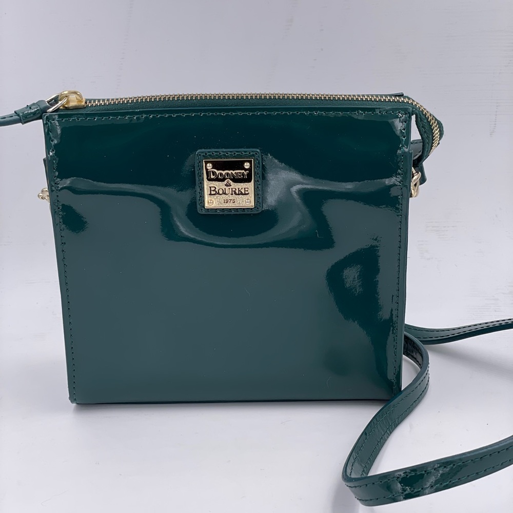 Dooney & Bourke Janine crossbody bag Patent Leather Green NWOT